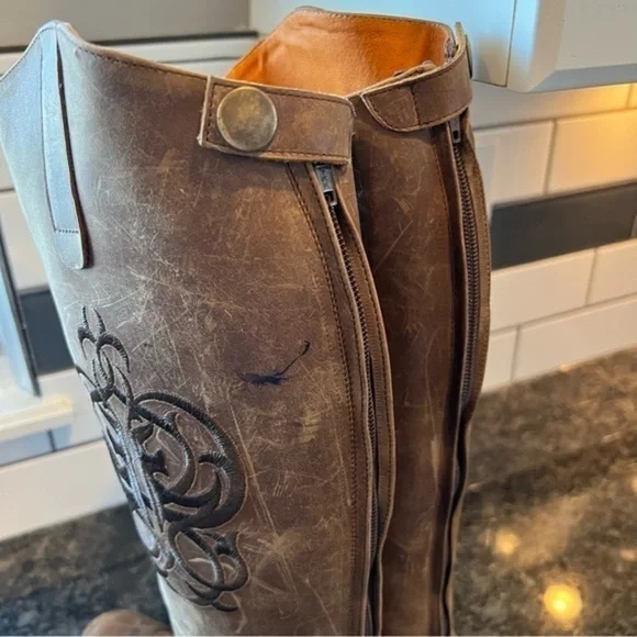 *Frye Embroidered Logo Back Zipper Tall Leather RidingBoots Size 6